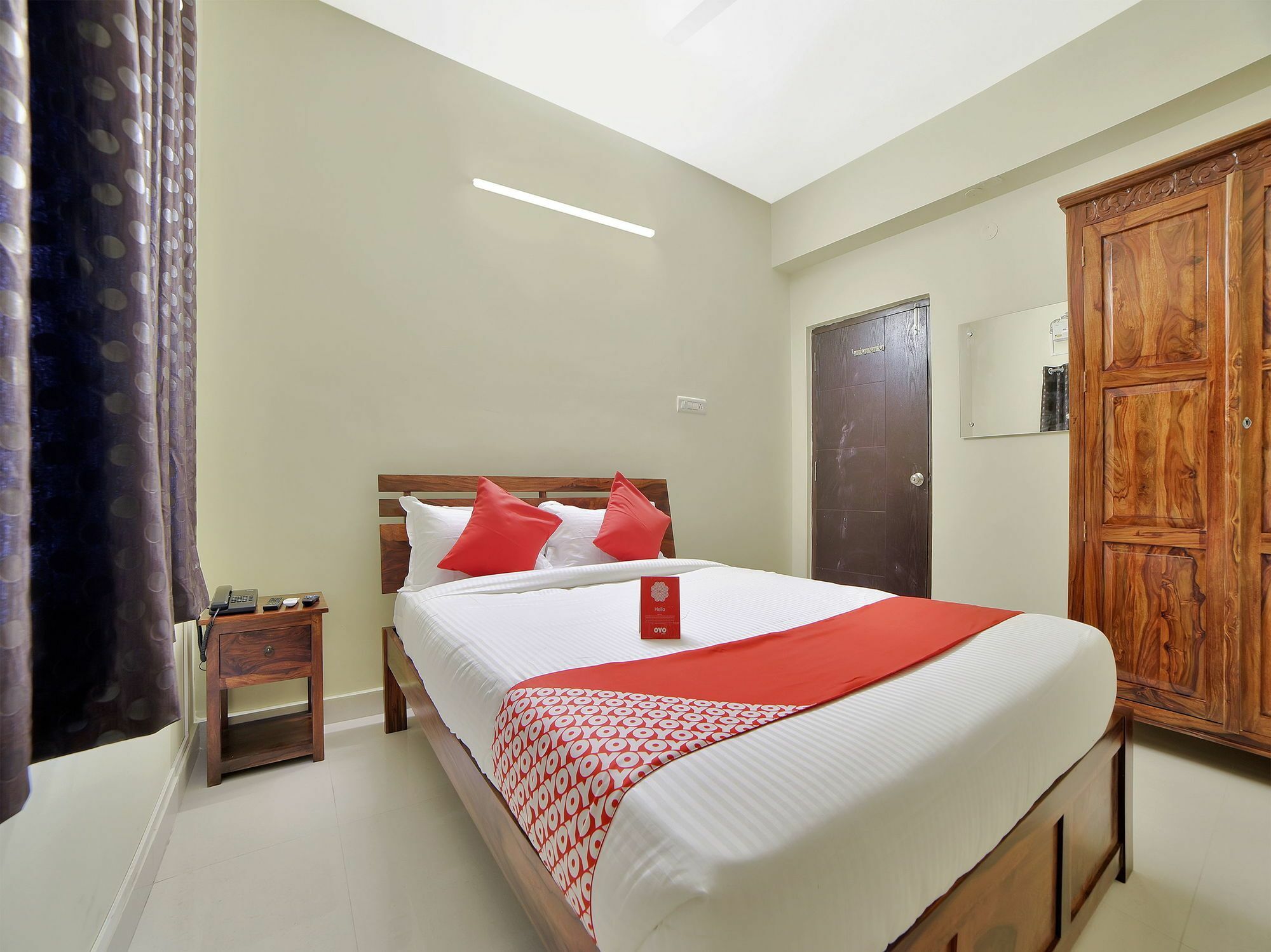 Oyo 11317 Amar Estates 3*